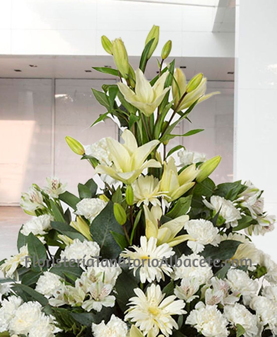 Centro de flores para funeral en Albacete